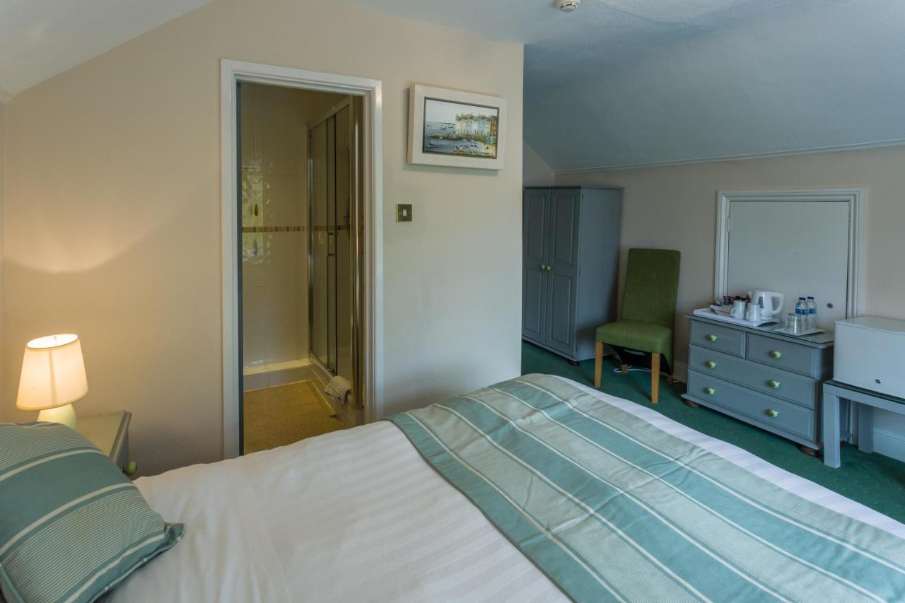 Relax At Rosscourt Guest House-Free On Site Parking (Adults Only) Bournemouth Exterior photo