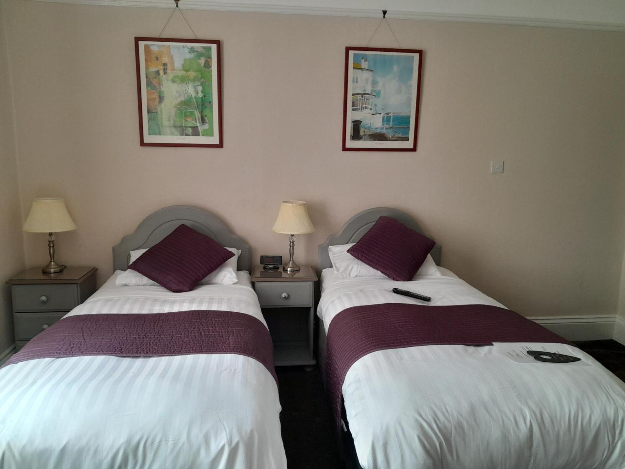 Relax At Rosscourt Guest House-Free On Site Parking (Adults Only) Bournemouth Exterior photo