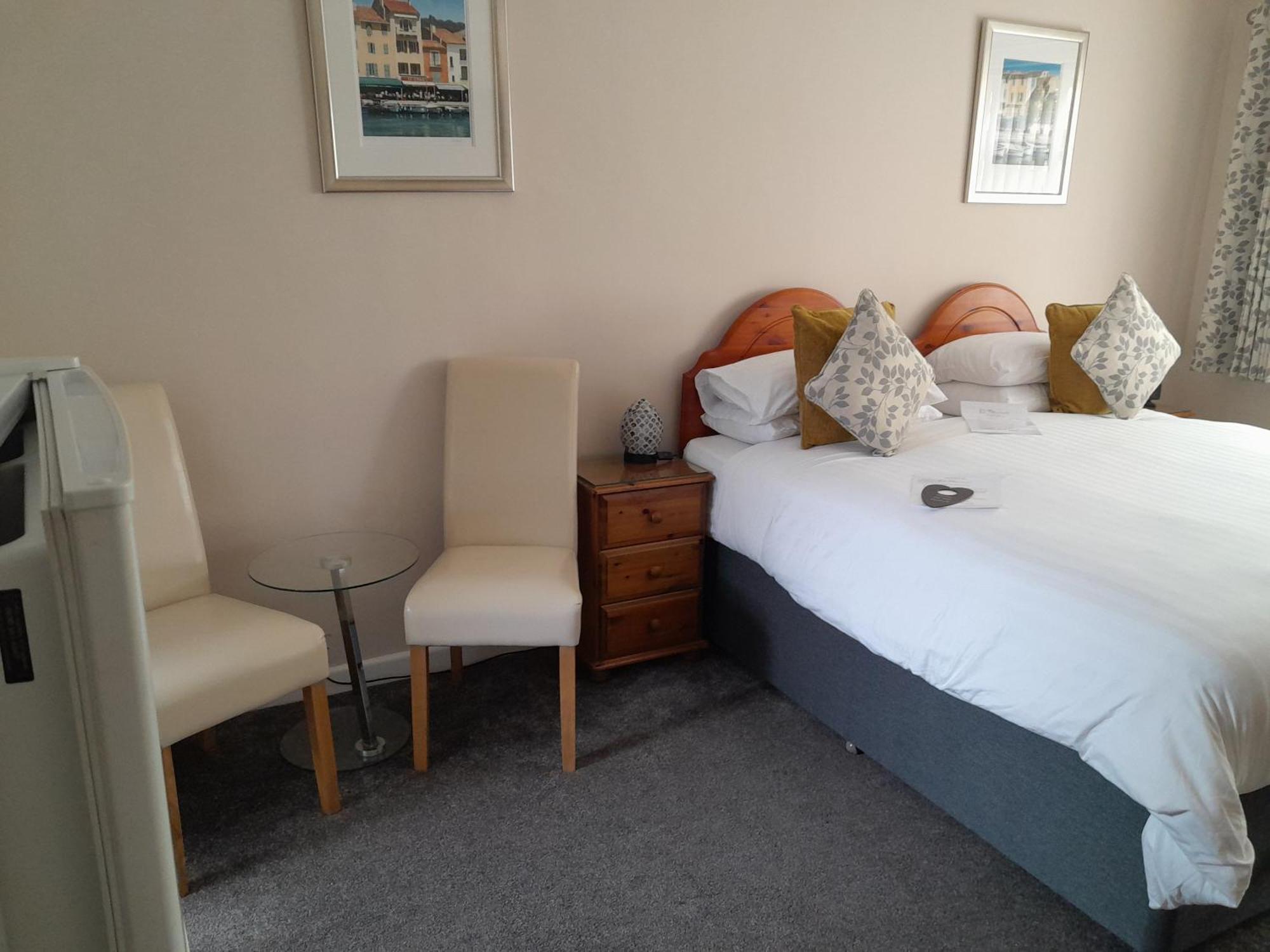 Relax At Rosscourt Guest House-Free On Site Parking (Adults Only) Bournemouth Exterior photo