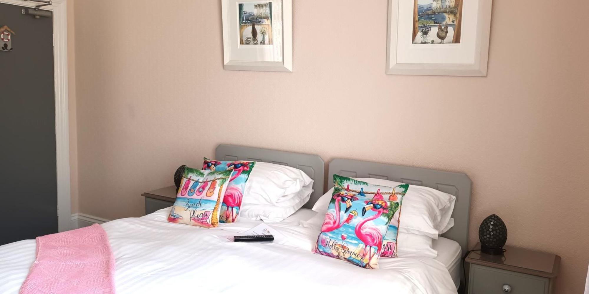 Relax At Rosscourt Guest House-Free On Site Parking (Adults Only) Bournemouth Exterior photo