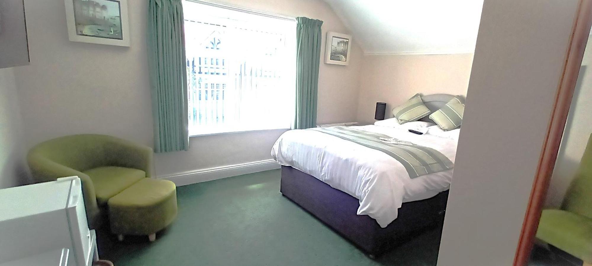 Relax At Rosscourt Guest House-Free On Site Parking (Adults Only) Bournemouth Exterior photo