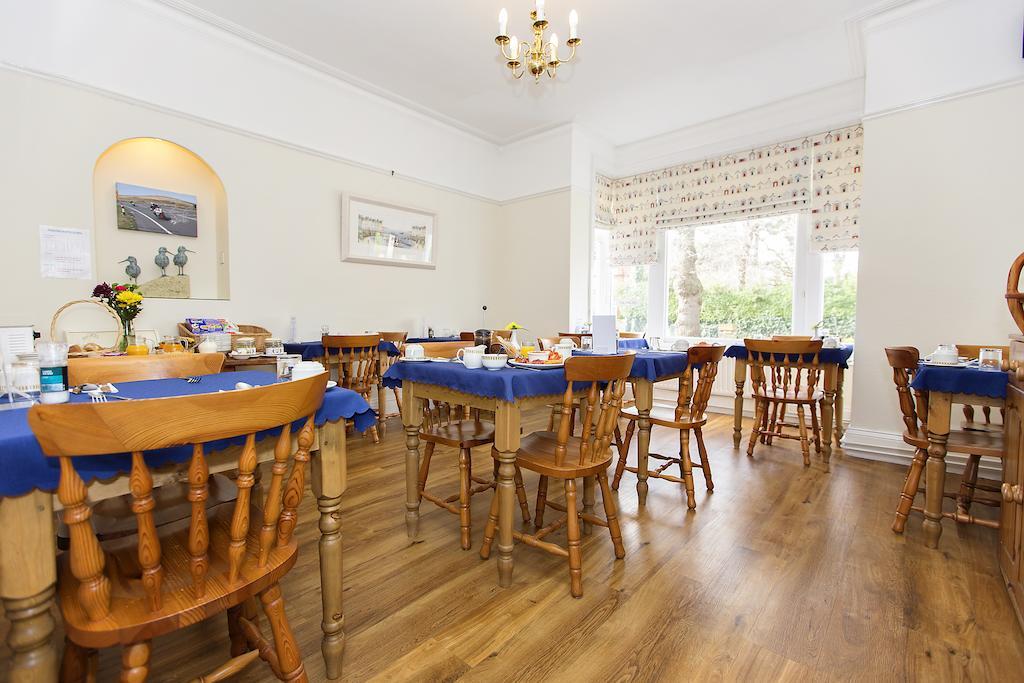 Relax At Rosscourt Guest House-Free On Site Parking (Adults Only) Bournemouth Exterior photo
